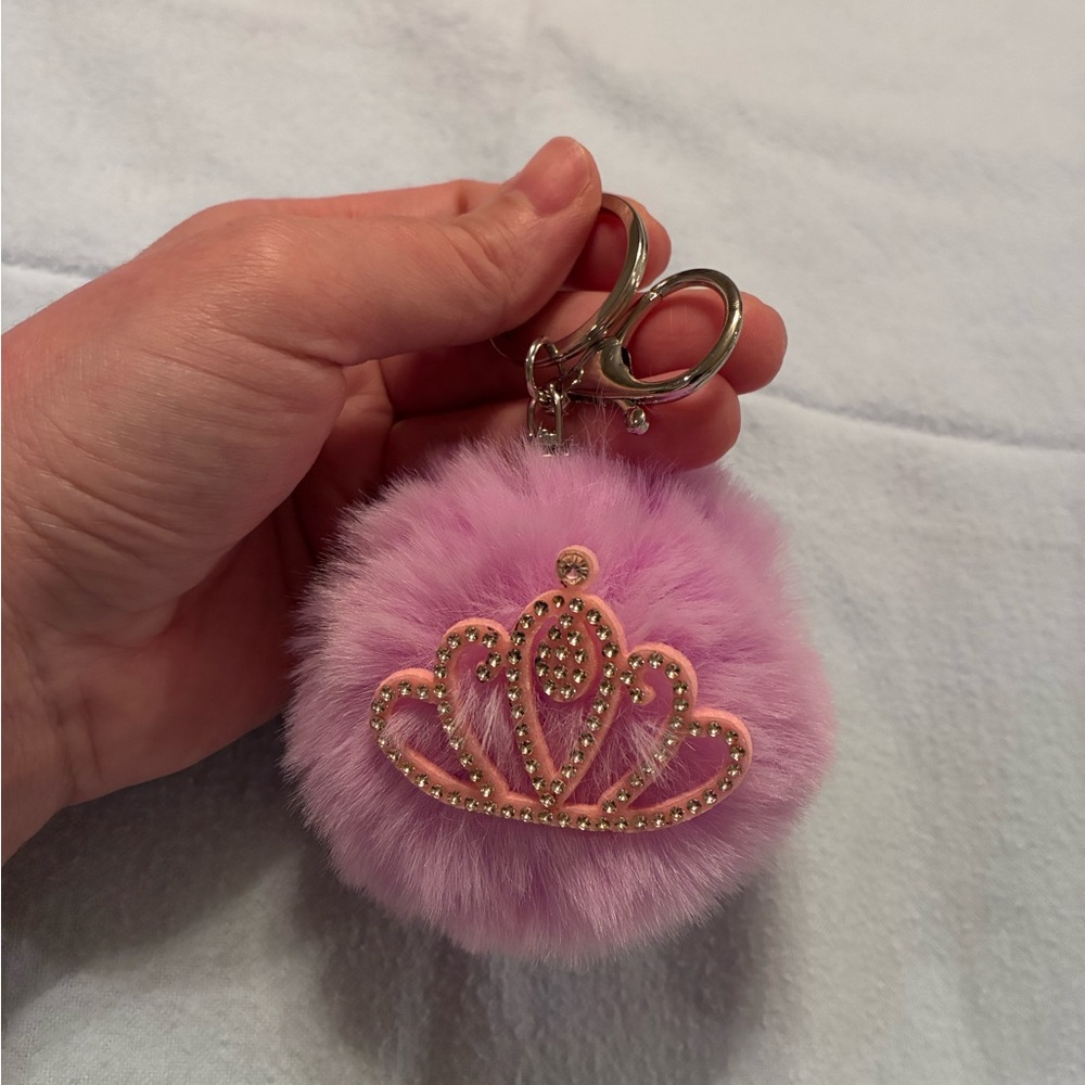 Light purple fluff ball keychain/bag charm with pink bedazzled crown NWOT - Picture 2 of 5